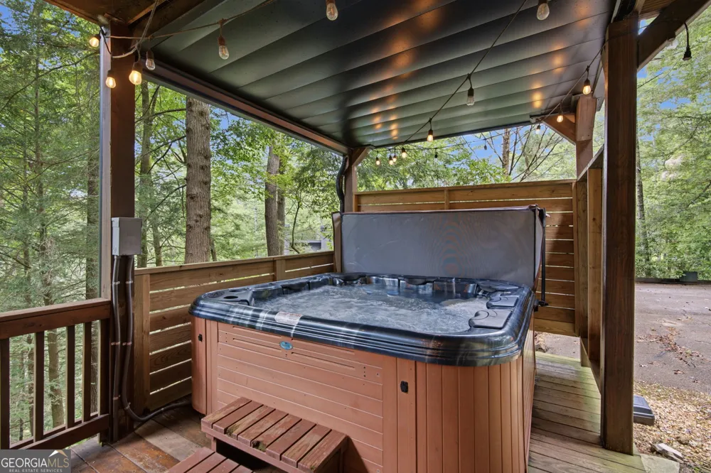 464 Whispering Pine LN Cherry Log, GA 30522