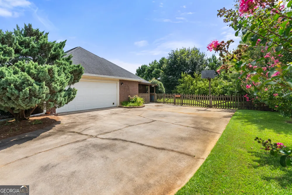 110 Orchard Crest LN Bonaire, GA 31005