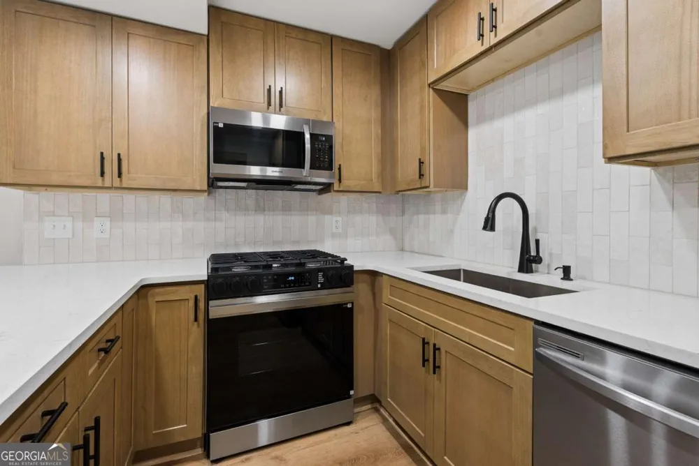 2965 Pharr Court South NW Atlanta, GA 30305