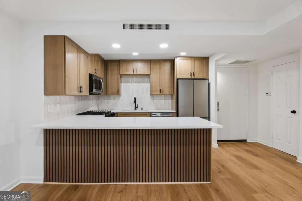2965 Pharr Court South NW Atlanta, GA 30305