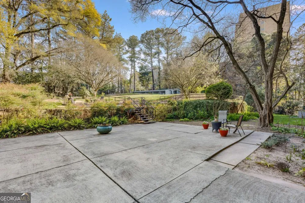 2965 Pharr Court South NW Atlanta, GA 30305
