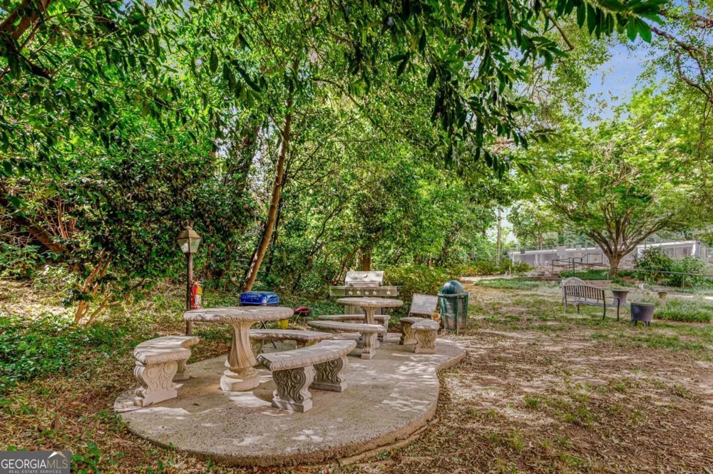 2965 Pharr Court South NW Atlanta, GA 30305