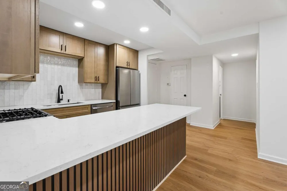 2965 Pharr Court South NW Atlanta, GA 30305