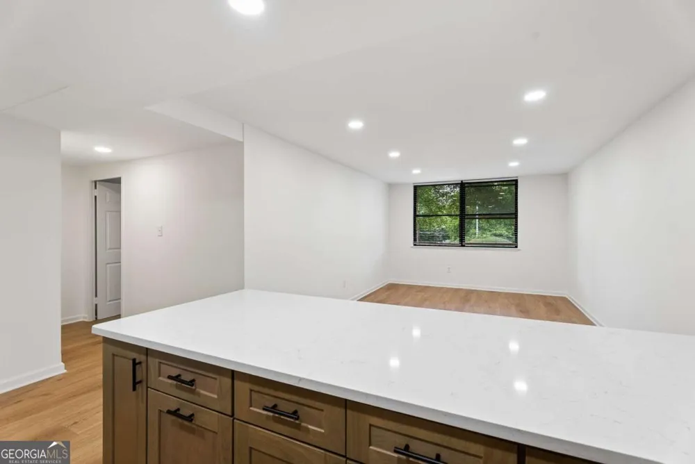 2965 Pharr Court South NW Atlanta, GA 30305