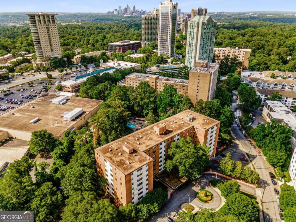 2965 Pharr Court South NW Atlanta, GA 30305