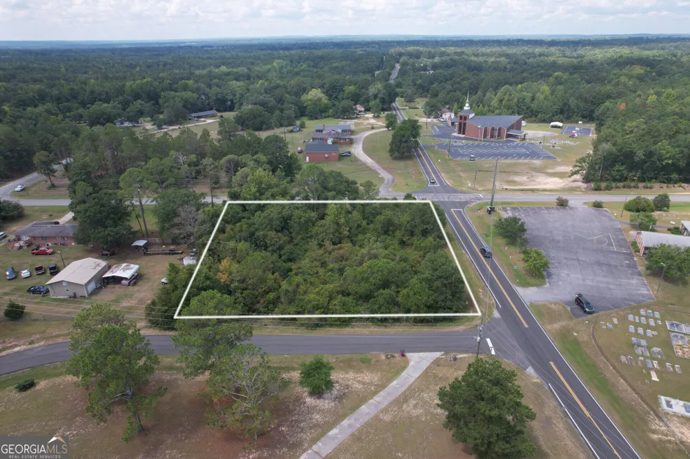 7498 Bethel Church RD Lizella, GA 31052
