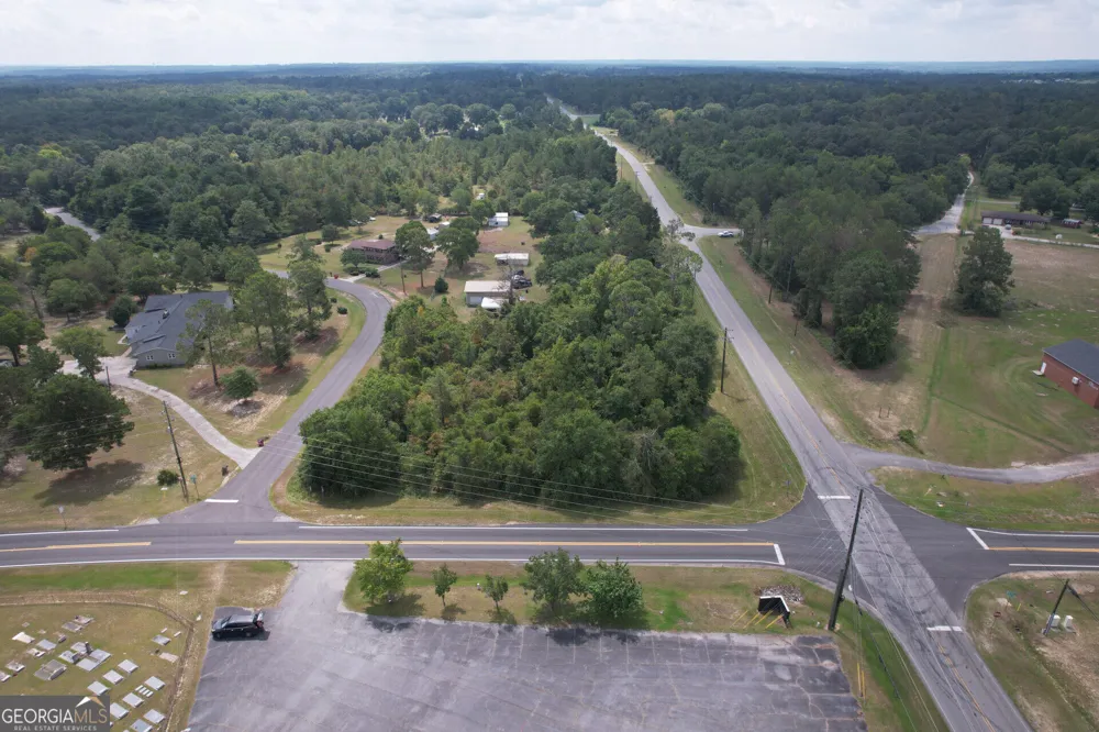 7498 Bethel Church RD Lizella, GA 31052