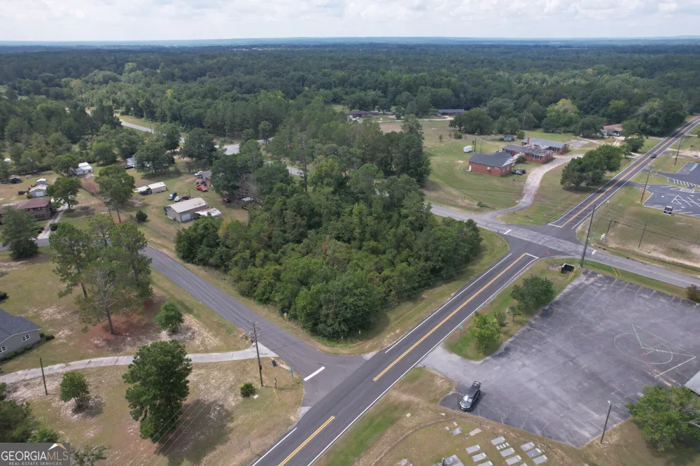 7498 Bethel Church RD Lizella, GA 31052