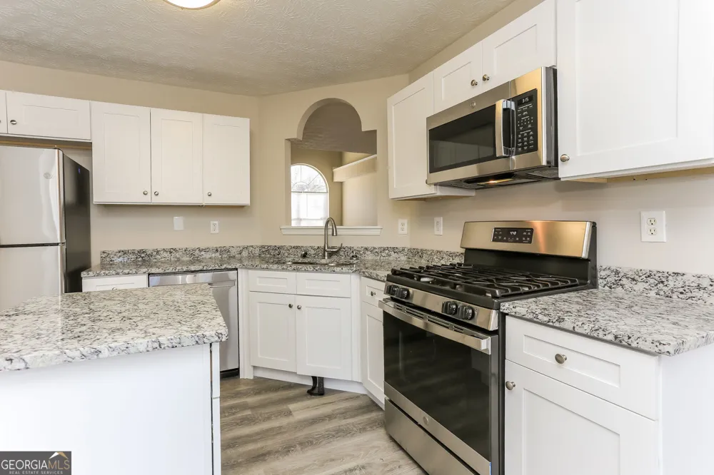 1600 Beech Grove DR Hampton, GA 30228