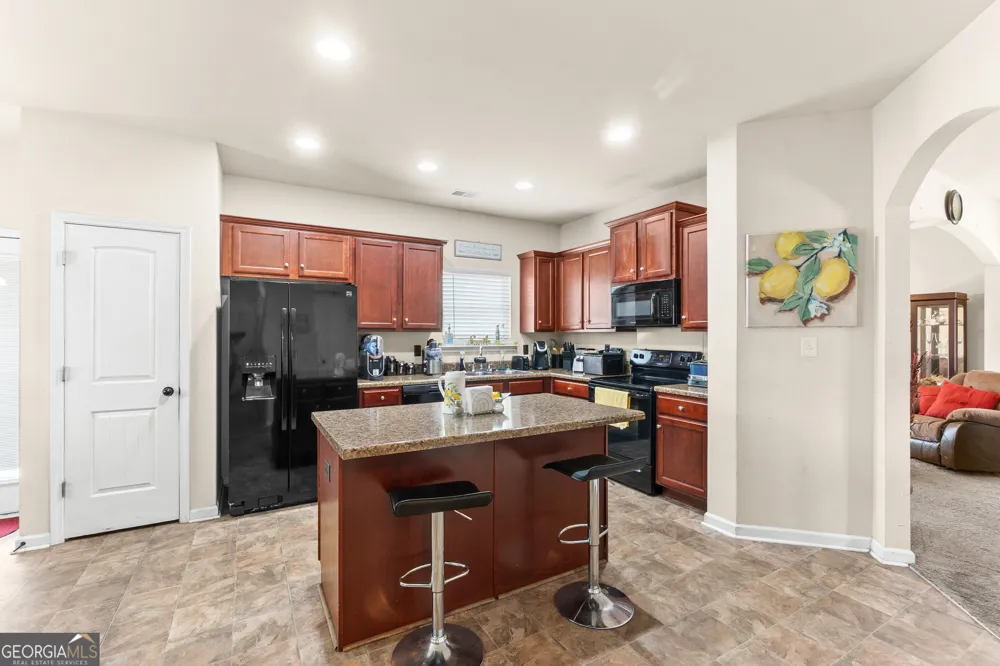 610 Regatta DR Byron, GA 31008