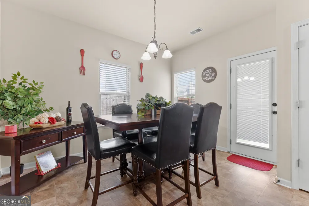 610 Regatta DR Byron, GA 31008