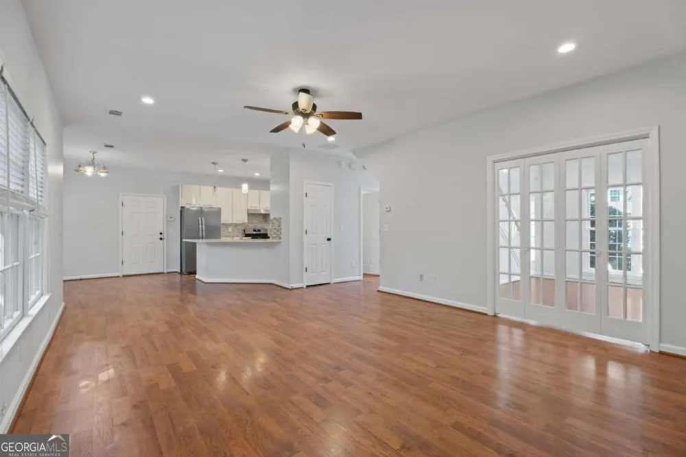 1010 Burycove LN Lawrenceville, GA 30043
