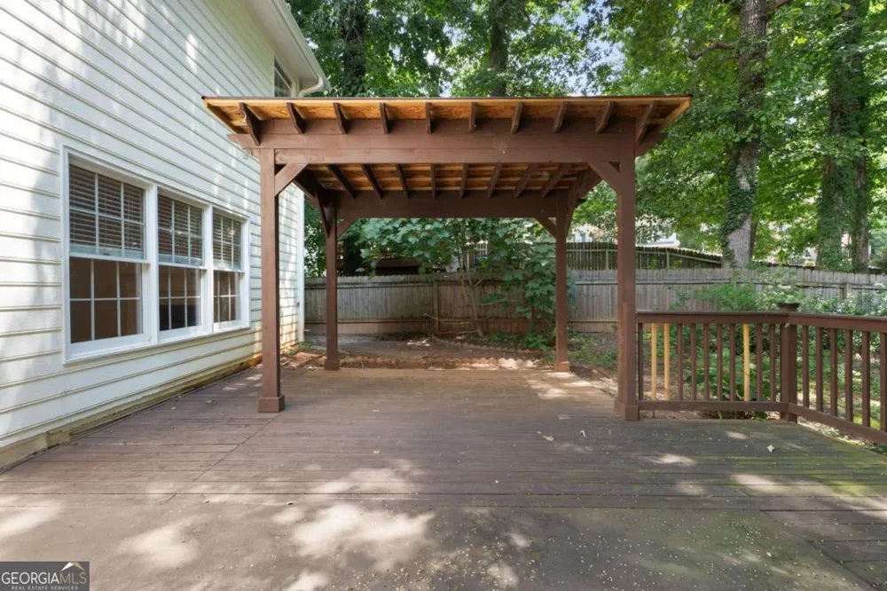 1010 Burycove LN Lawrenceville, GA 30043