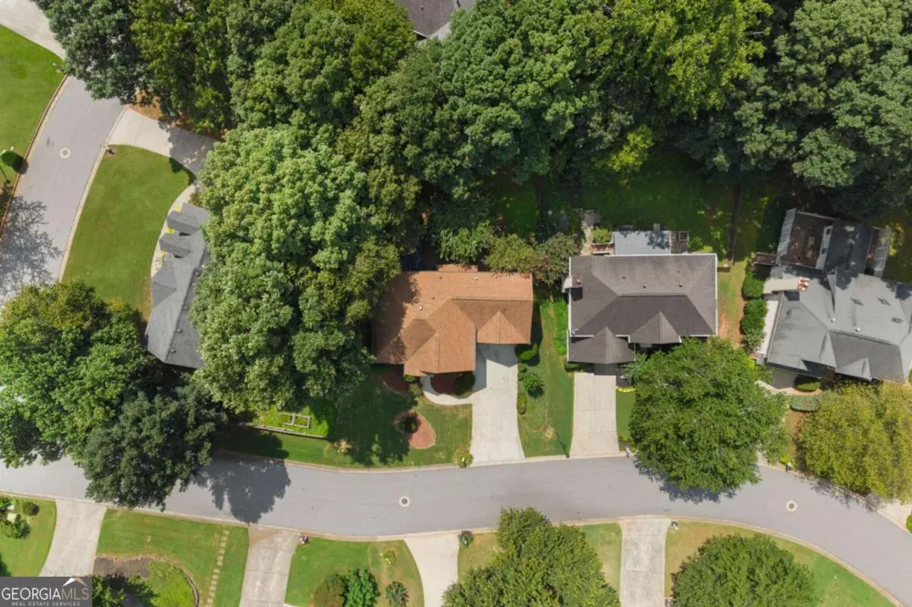 1010 Burycove LN Lawrenceville, GA 30043