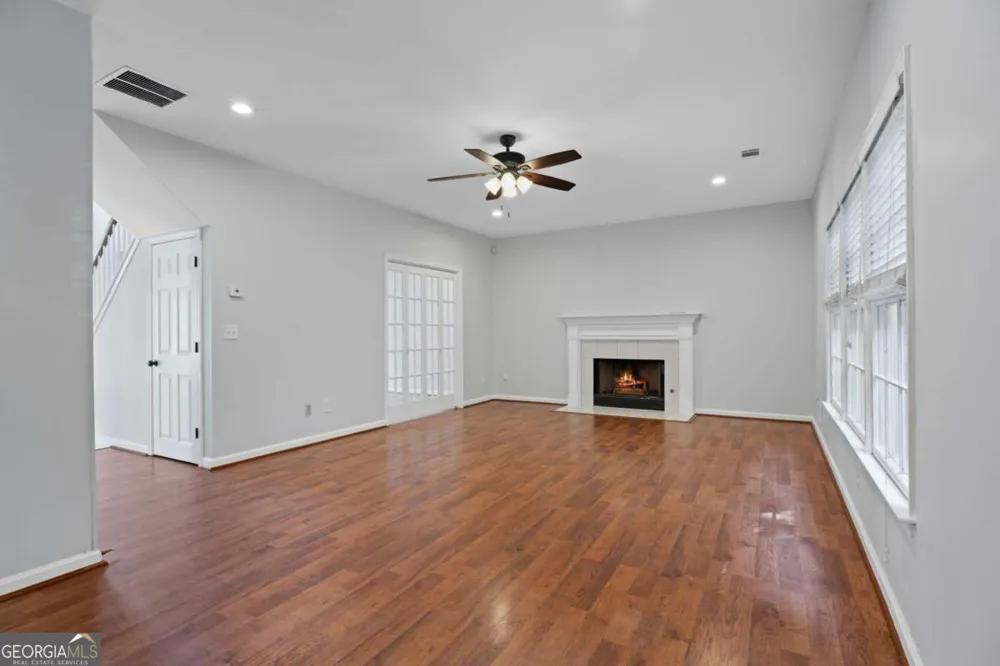 1010 Burycove LN Lawrenceville, GA 30043
