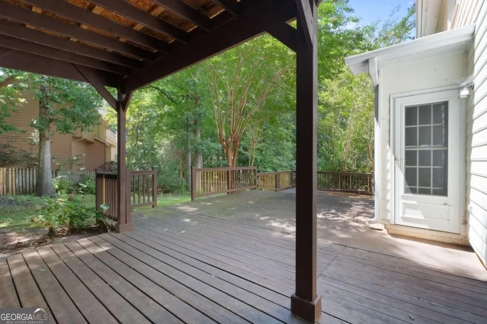 1010 Burycove LN Lawrenceville, GA 30043