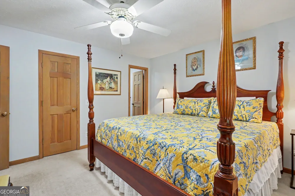 70 Spy Glass CIR Dillard, GA 30537