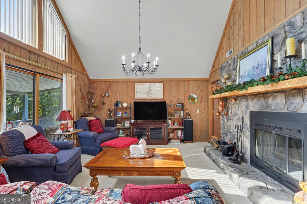 70 Spy Glass CIR Dillard, GA 30537