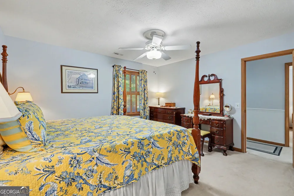 70 Spy Glass CIR Dillard, GA 30537