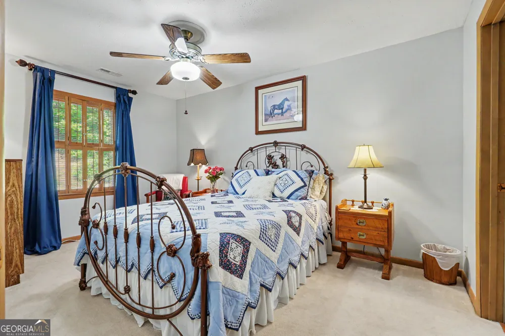 70 Spy Glass CIR Dillard, GA 30537