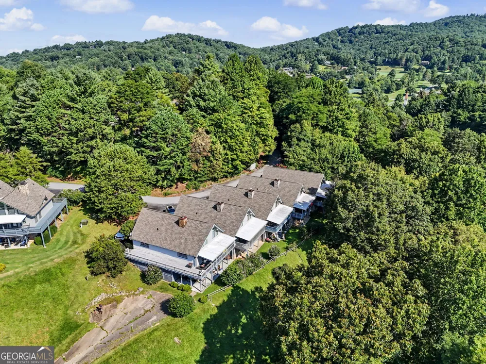 70 Spy Glass CIR Dillard, GA 30537