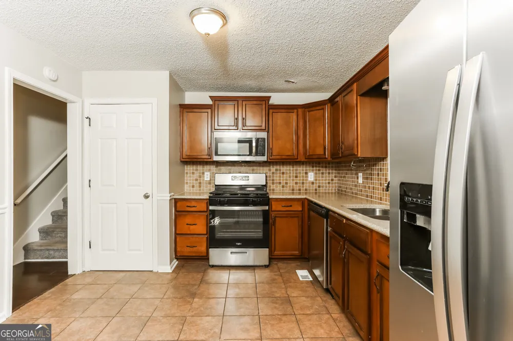 654 Ladora DR Dallas, GA 30157