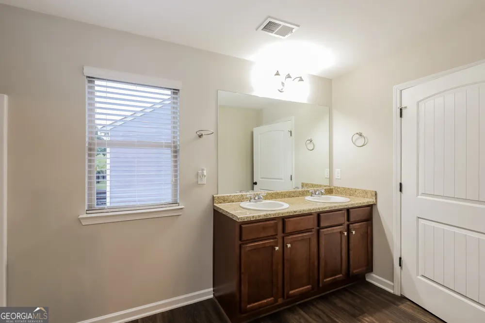 217 Magnaview DR McDonough, GA 30253