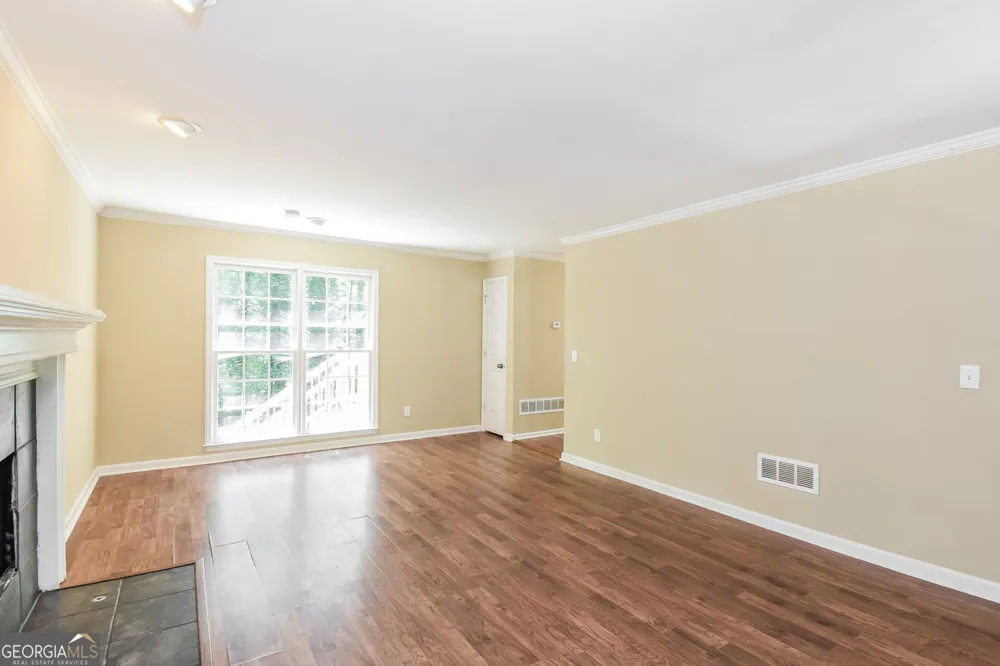3801 Stonewall DR NW Kennesaw, GA 30152