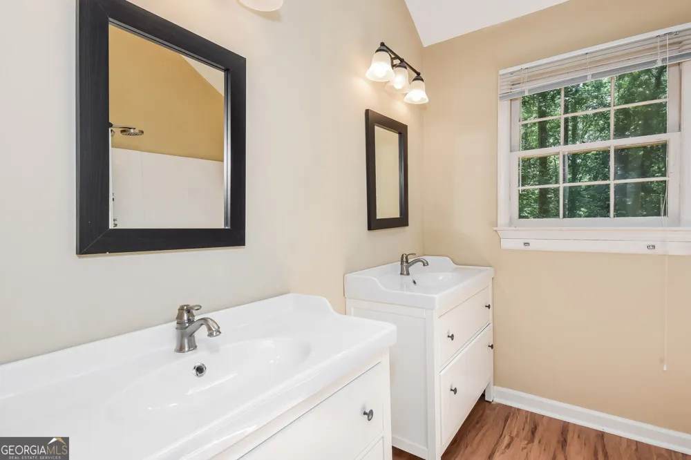 3801 Stonewall DR NW Kennesaw, GA 30152
