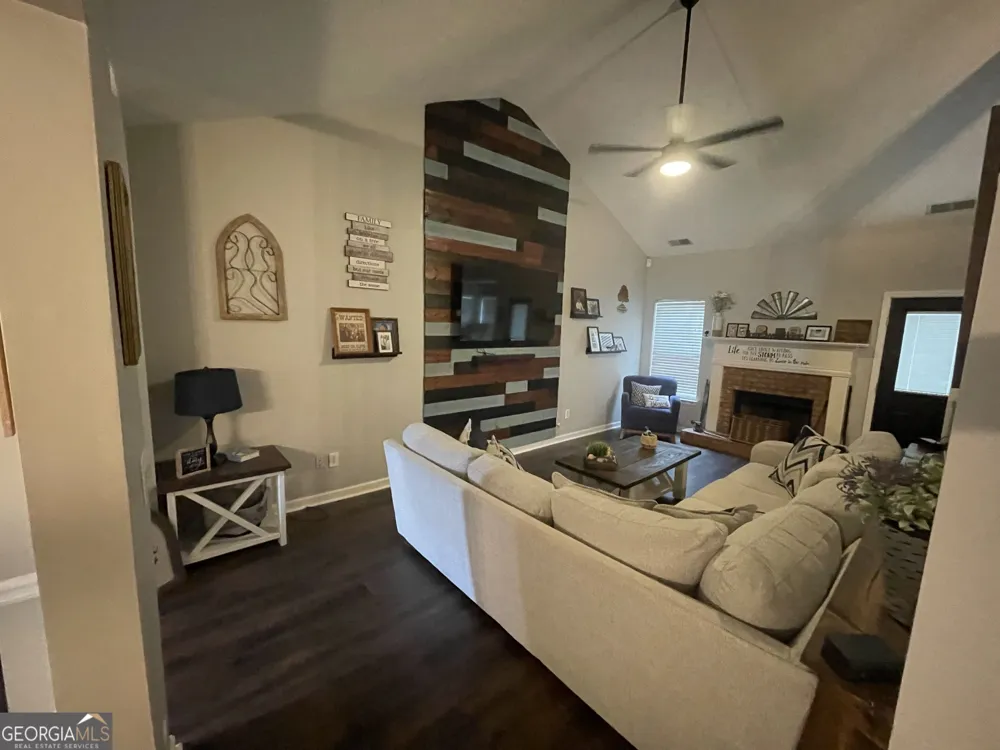 205 Stagecoach PASS Temple, GA 30179