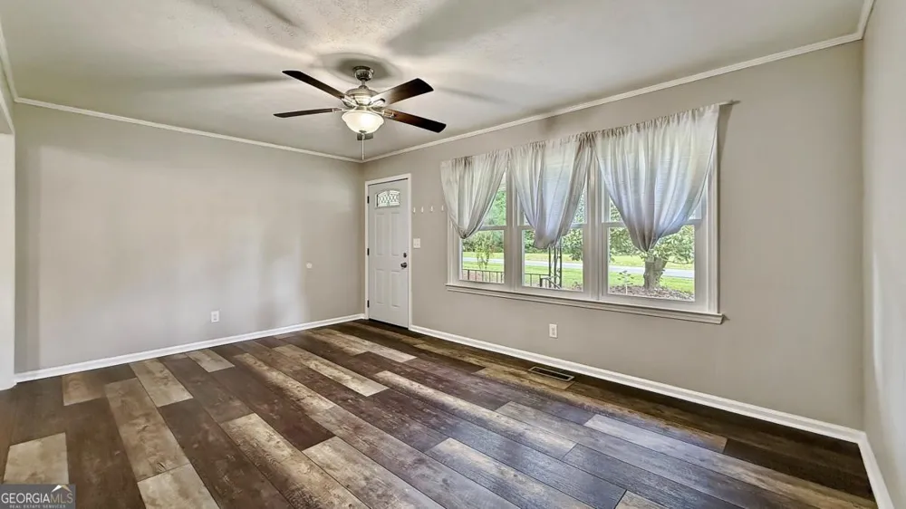 552 Everett Springs RD SW Calhoun, GA 30701