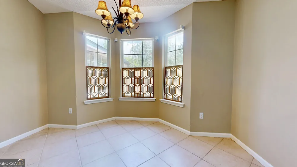 3473 Robin RDG Waycross, GA 31503