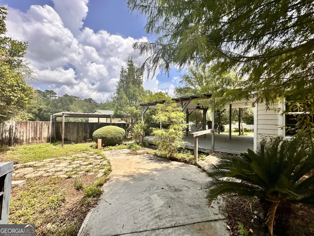 3473 Robin RDG Waycross, GA 31503