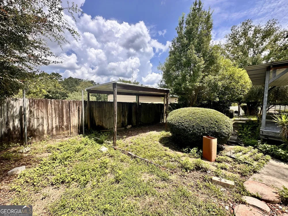 3473 Robin RDG Waycross, GA 31503