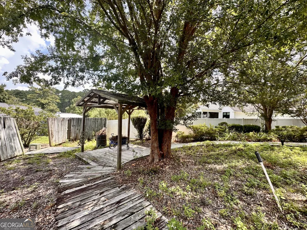 3473 Robin RDG Waycross, GA 31503