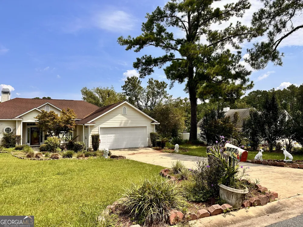 3473 Robin RDG Waycross, GA 31503