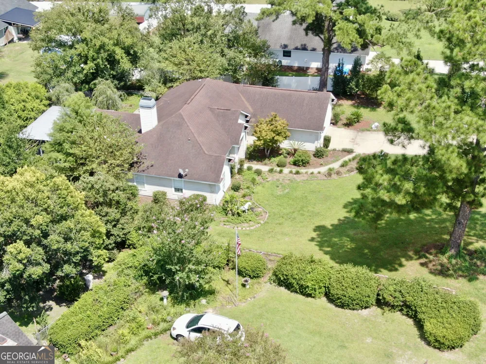 3473 Robin RDG Waycross, GA 31503