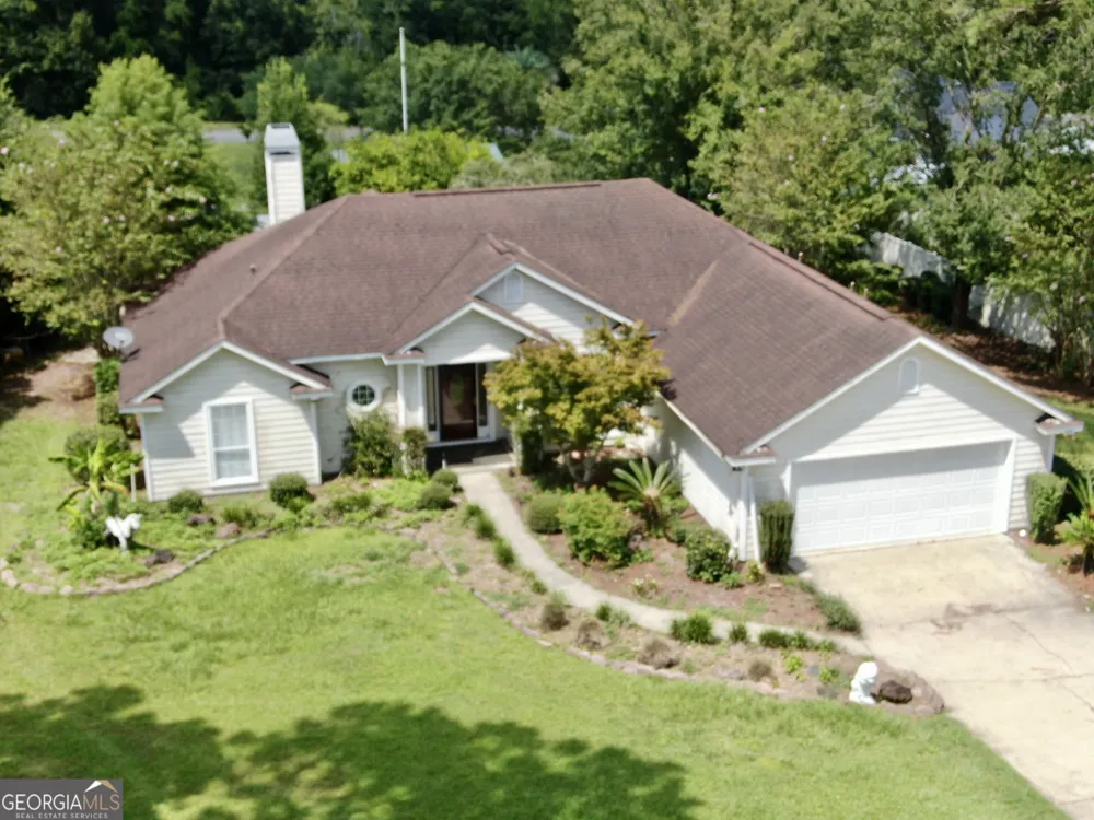 3473 Robin RDG Waycross, GA 31503