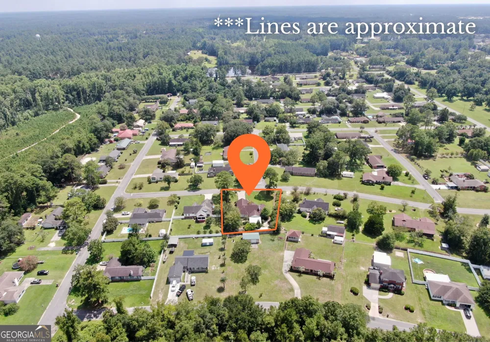 3473 Robin RDG Waycross, GA 31503