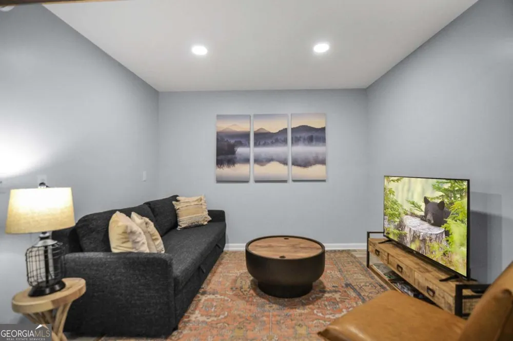 136 Fox Run DR Blue Ridge, GA 30513