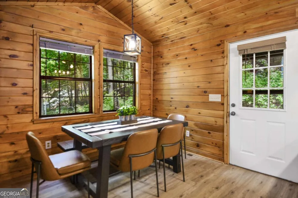 136 Fox Run DR Blue Ridge, GA 30513