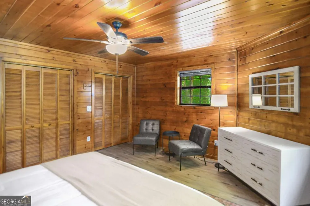 136 Fox Run DR Blue Ridge, GA 30513
