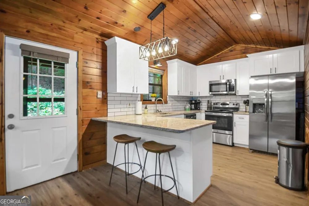 136 Fox Run DR Blue Ridge, GA 30513