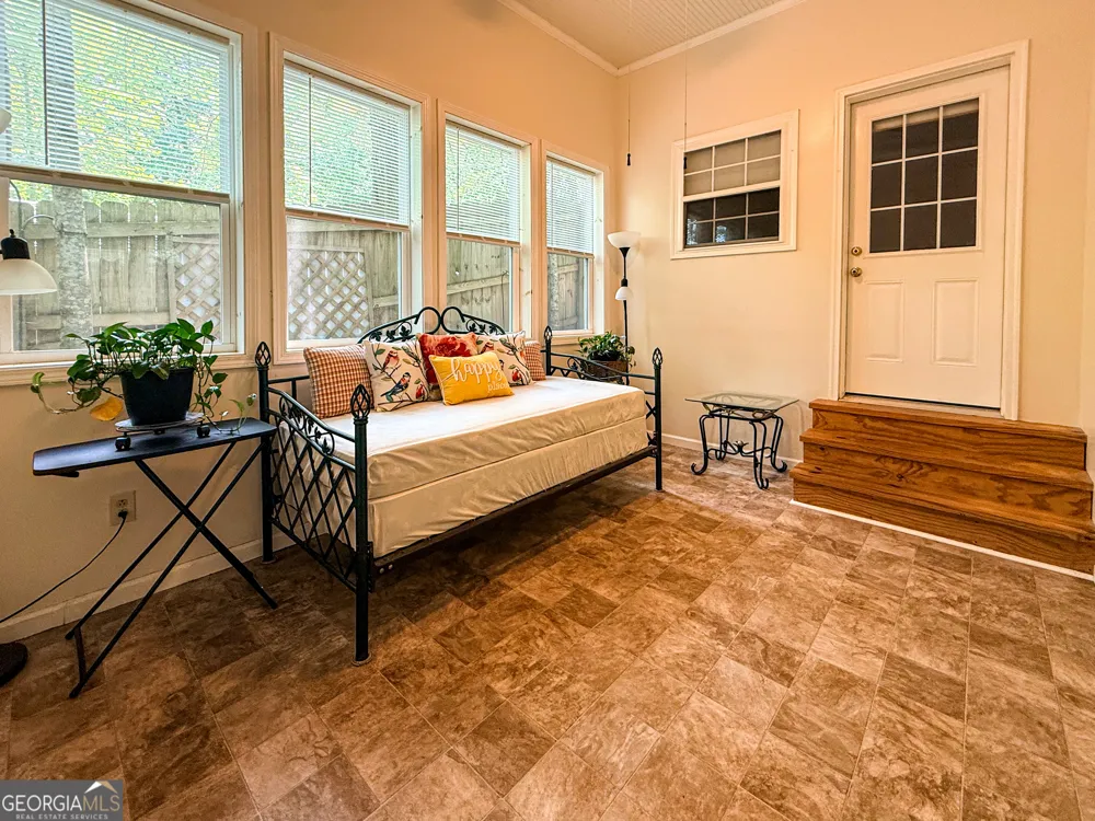 152 Canyon PASS Cleveland, GA 30528