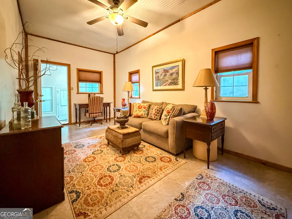 152 Canyon PASS Cleveland, GA 30528
