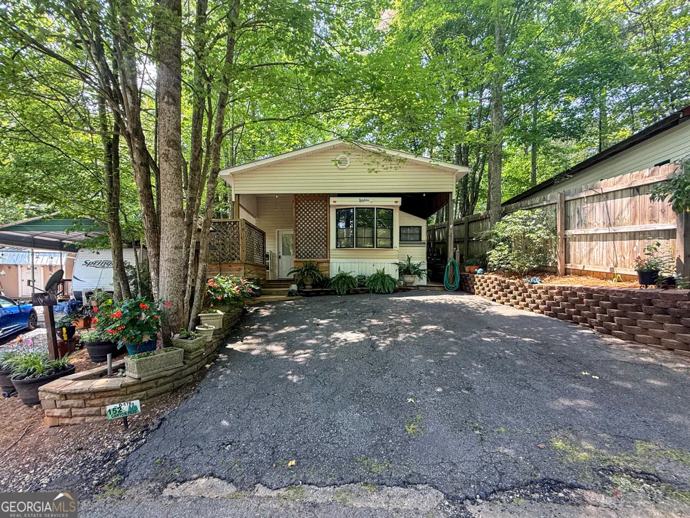 152 Canyon PASS Cleveland, GA 30528