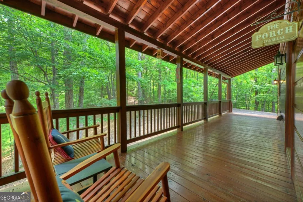 85 Squirrel Chase Morganton, GA 30560