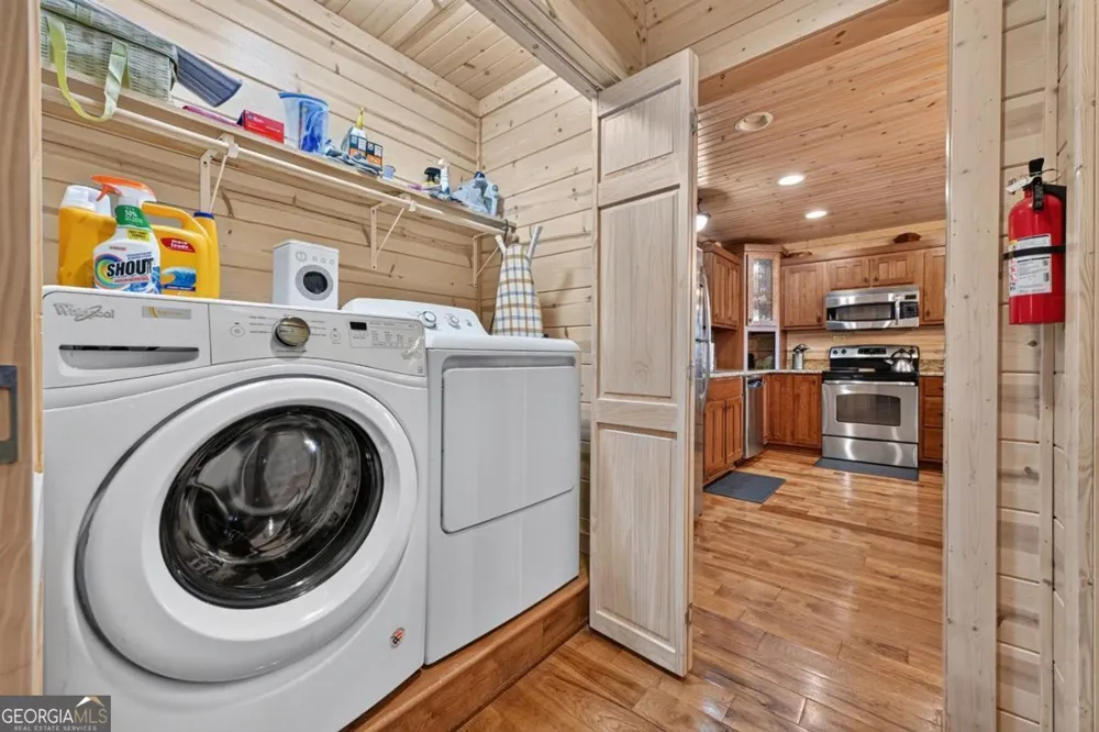 85 Squirrel Chase Morganton, GA 30560