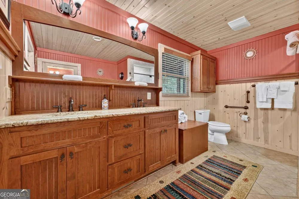 85 Squirrel Chase Morganton, GA 30560