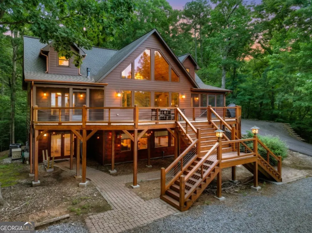 85 Squirrel Chase Morganton, GA 30560